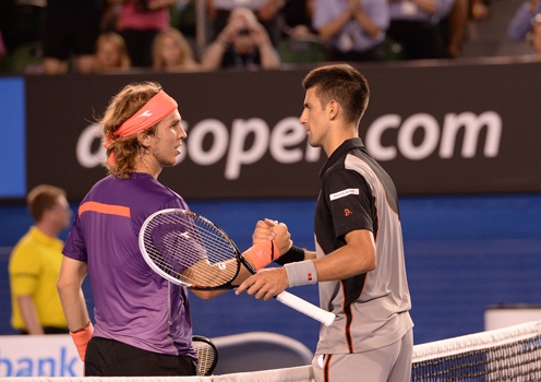 Australian Open 2014: Thắng kịch tính Lacko, Djokovic tiếp bước vào vòng 2