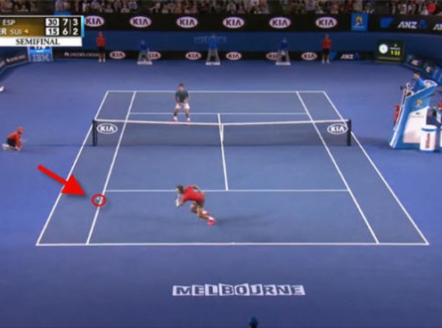 Video tennis: Pha cứu bóng không tưởng của Rafael Nadal (bán kết Australian Open 2014)