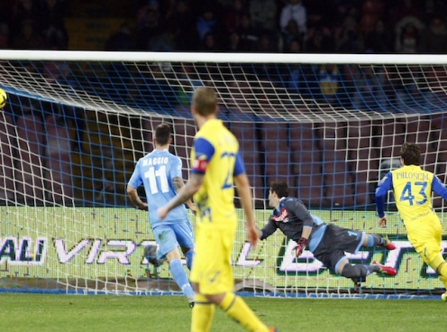 Video bàn thắng: Napoli 1-1 Chievo Verona (Vòng 21 - Serie A)