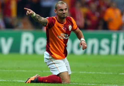 Wesley Sneijder: MU đã muốn có sự phục vụ của tôi