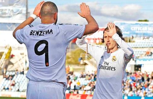 Thắng Getafe, Real Madrid leo lên nhì bảng