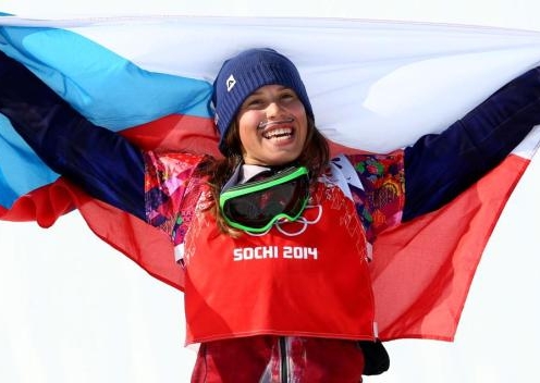 Nữ VĐV để ria mép độc đáo tại Olympic Sochi 2014