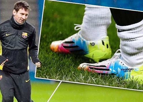 Messi sắm “vũ khí” mới gặp Man City