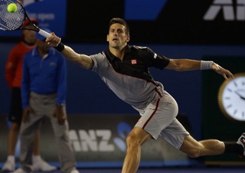 Dubai Tennis Championships: Đánh bại Istomin, Djokovic gặp Bautista-Agut tại vòng 2