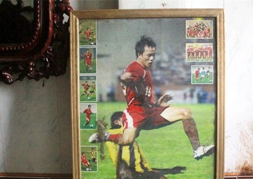 Mẹ Trần Mạnh Dũng: Xin mọi người cho con tôi cơ hội làm lại