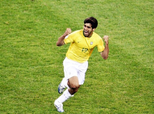 Video World Cup: Siêu phẩm của ông vua sút phạt Juninho (năm 2006)
