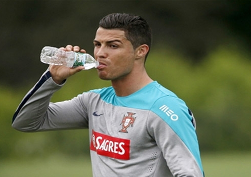 Cris Ronaldo bị loại khỏi trận giao hữu với tuyển Mexico