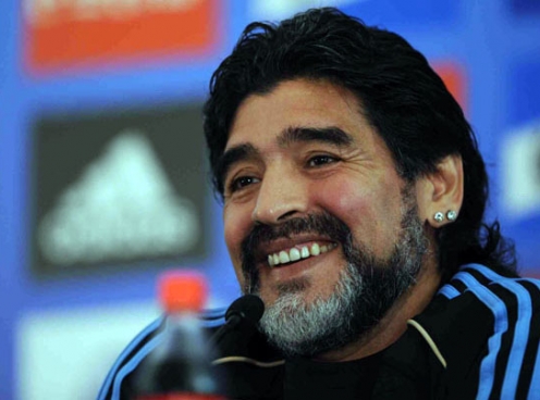 Maradona: 'Đánh bại Brazil ở chung kết sướng như lên đỉnh'