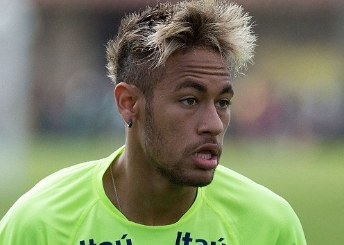 Neymar đổi kiểu tóc giống cầu thủ Romania ở World Cup 1998
