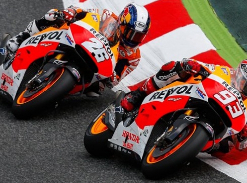 Video đua xe MotoGP 2014: Những khoảnh khắc ấn tượng nhất chặng Catalunya