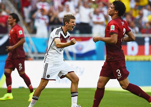 Lập hat-trick, Thomas Muller đạt hiệu suất tốt nhất lịch sử World Cup