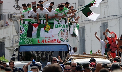 Những người hùng World Cup của Algeria được chào đón nồng nhiệt