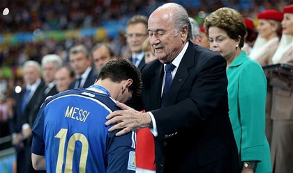 Chủ tịch FIFA bất ngờ khi Quả bóng vàng WC được trao cho Messi