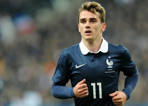 Chelsea cũng có hứng thú với siêu tiền vệ Antoine Griezmann