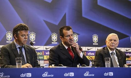 Dunga thận trọng trước cơ hội thứ 2 tại Selecao