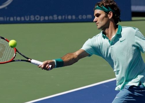 Cincinnati Masters 2014: Thắng vất, Federer gặp Monfils tại vòng 3