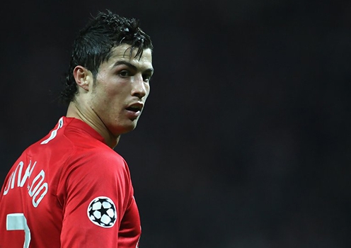 Ronaldo về lại M.U: Phải tốn tiền tỉ