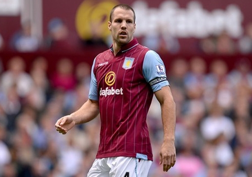 Arsenal và Man Utd nhận ‘gáo nước lạnh’ từ Ron Vlaar