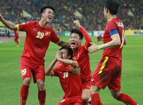 Video clip bàn thắng: Malaysia 1-2 Việt Nam - Ngược dòng ấn tượng
