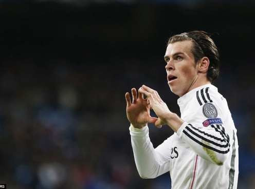 VIDEO: Gareth Bale đi bóng trong vòng vây của 3 cầu thủ đối phương