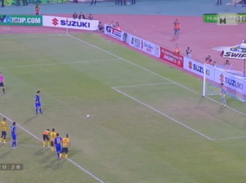 VIDEO: Phút 72' - Tình huống dẫn đến bàn mở tỷ số cho Thái Lan