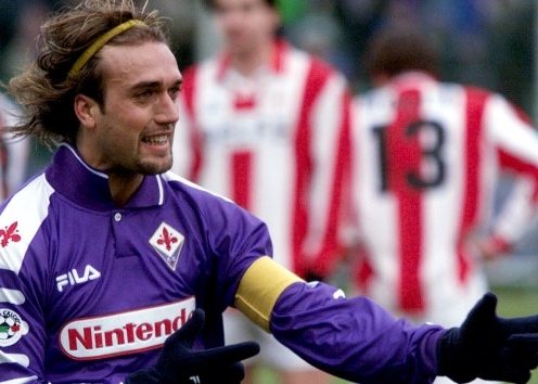 Batistuta: 'Vua sư tử' chỉ yêu màu tím