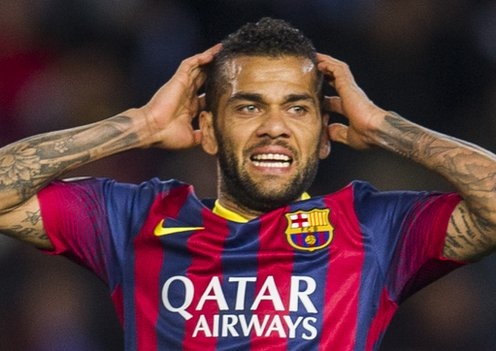 Dani Alves chia tay Barca vào mùa Hè 2015