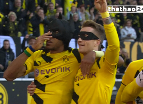 VIDEO: Aubameyang và Reus hóa trang thành Batman & Robin sau khi ghi bàn