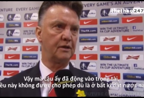 VIDEO: HLV Van Gaal nói gì về chiếc thẻ đỏ của Di Maria?