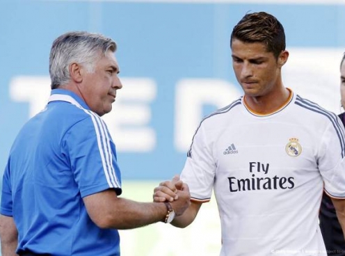 HLV Ancelotti động viên “trò cưng” Ronaldo