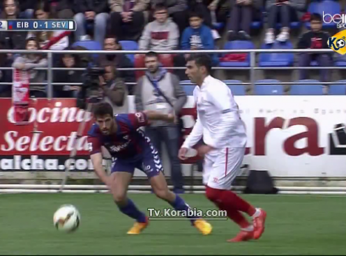 Video clip bàn thắng: Eibar 1-3 Sevilla (V34 La Liga)