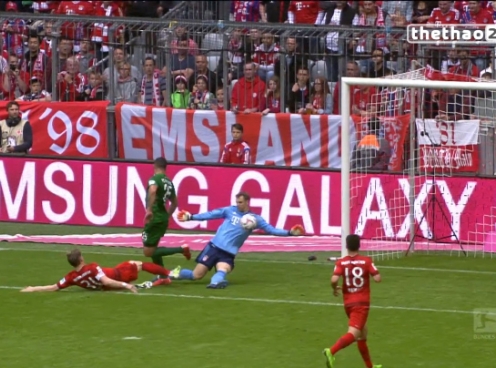 VIDEO: Manuel Neuer làm nền cho siêu phẩm ở vòng 32 Bundesliga