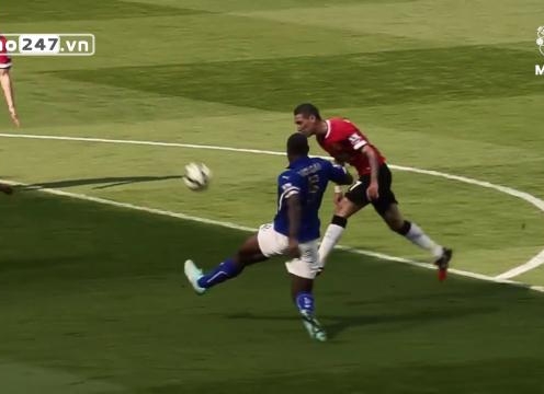 VIDEO: Di Maria, Rooney... Đâu là bàn thắng đẹp nhất mùa giải của Man Utd?