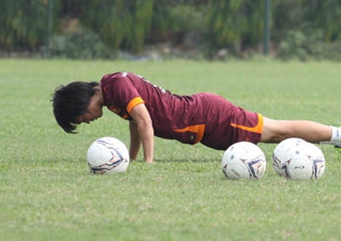 Tuấn Anh chia tay U23 Việt Nam vì chấn thương