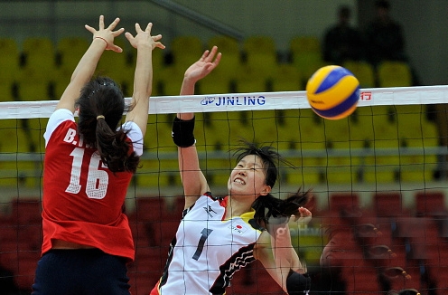 Đánh bại Mông Cổ, ĐT bóng chuyền nữ Việt Nam đứng đầu bảng C