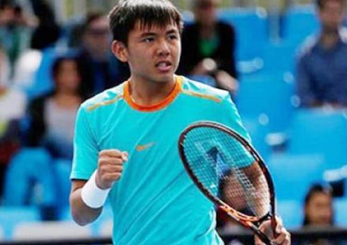 Lý Hoàng Nam lọt vào vòng 2 giải trẻ Roland Garros