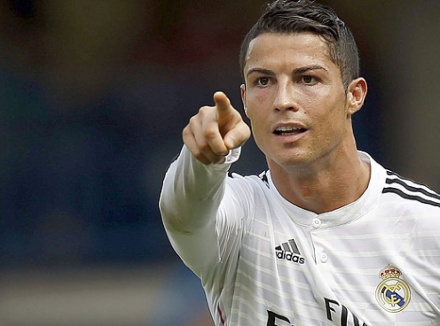 Ronaldo lên tiếng về tin đồn trăng hoa