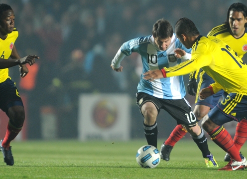 Argentina vs Colombia: Chờ Messi chứng tỏ giá trị