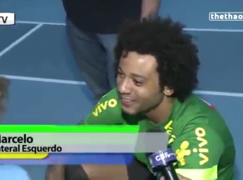 VIDEO: Marcelo bị con trai troll khi đang trả lời phỏng vấn