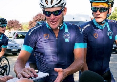 Lance Armstrong tái xuất: Tại sao lại ruồng bỏ?