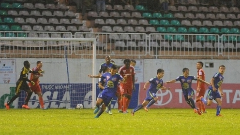 Video bàn thắng: HAGL 2-1 Becamex Bình Dương (Vòng 17 V-League 2015)