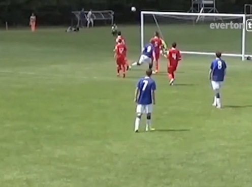VIDEO: Pha trivela ghi bàn đẳng cấp của cầu thủ trẻ Everton