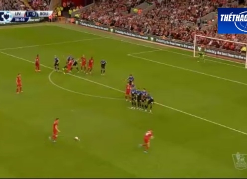 VIDEO: Pha phối hợp đá phạt tinh quái của các cầu thủ Liverpool