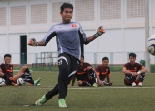 VIDEO: Thủ môn Thanh Tuấn - Chốt chặn vững chắc của U19 Việt Nam