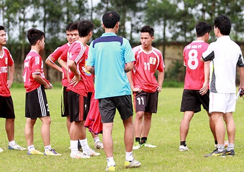 Ninh Bình bất ngờ tái xuất làng bóng đá Việt Nam