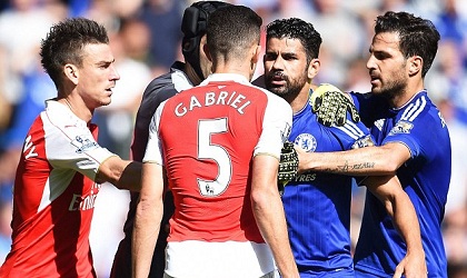 Rio Ferdinand: 'Costa hành xử như một đứa trẻ ranh!'