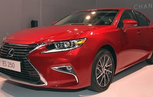 Toyota công bố giá Lexus ES250 sắp ra mắt Việt Nam