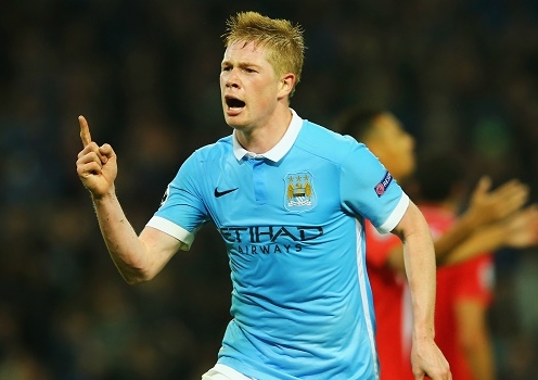 De Bruyne làm nóng derby thành Manchester