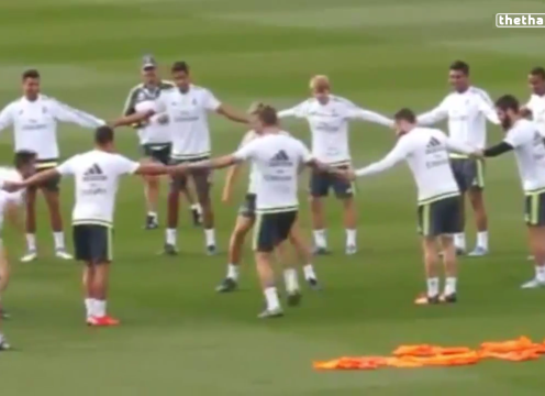 VIDEO: Bài đá ma với độ khó mới lạ của các cầu thủ Real Madrid