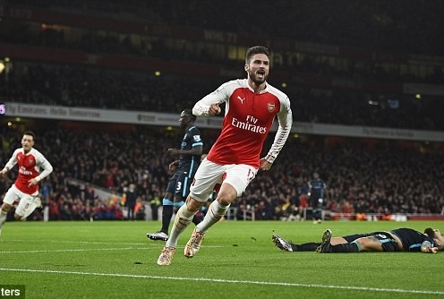 Highlights Arsenal 2-1 Man City: Tam tấu Ozil - Walcott - Giroud tỏa sáng!